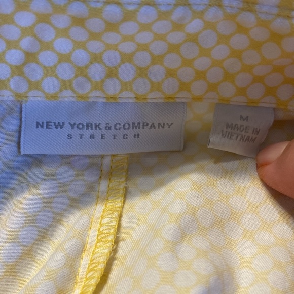 🌼New York & Company stretch button down womens top size medium 🌼 - Picture 7 of 9